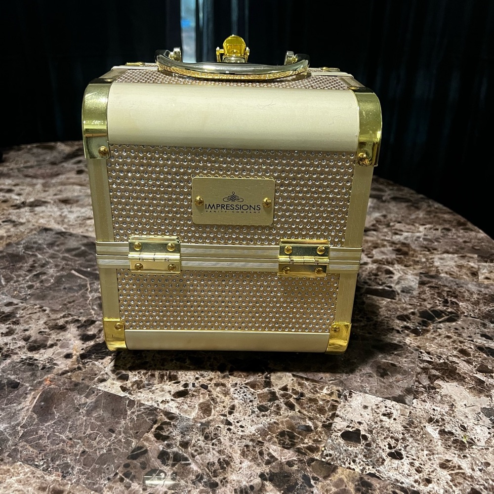 Impressions Vanity Gold Cosmetic Case